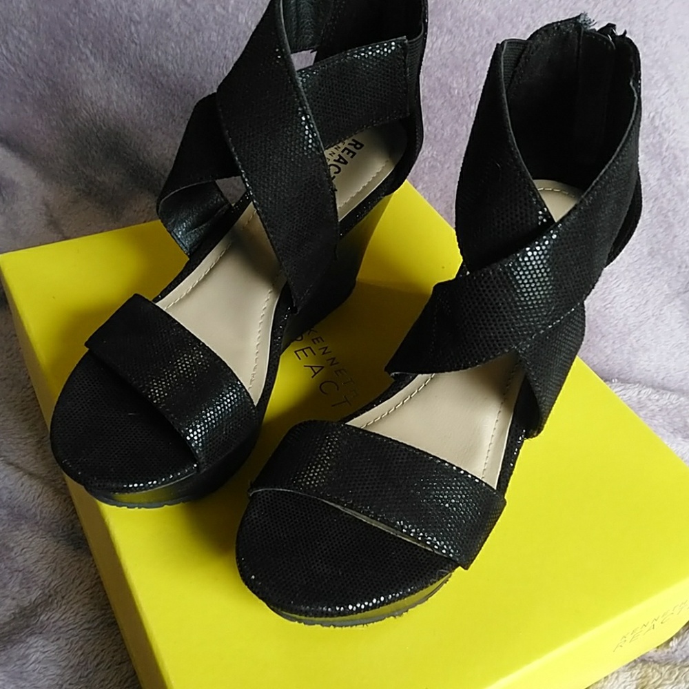 Kenneth Cole Strap Wedge